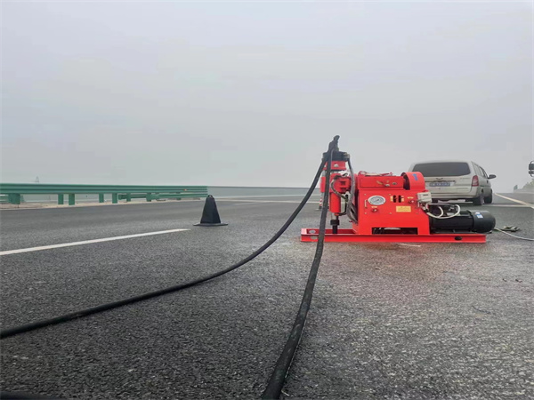 潮阳马路路基路面开裂下沉注浆加固灌浆